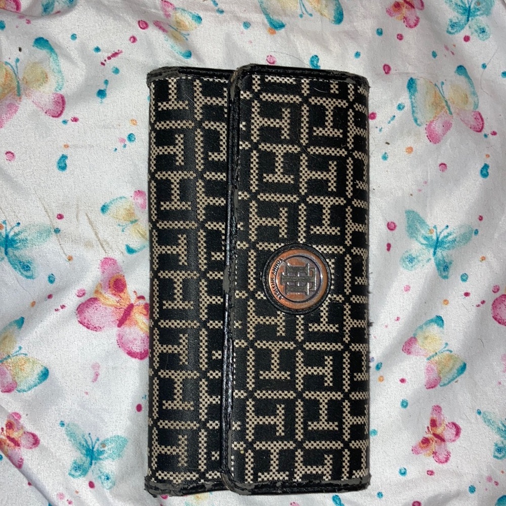 Tommy hilfigure  wallet